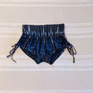 Tie-dye yoga booty shorts